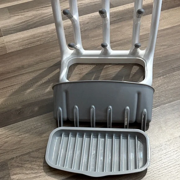 OXO Bottle Drying Rack, 2 Silicone Suction Baby Plates, 1 Travel Baby Bowl/Plate - Picture 5 of 5